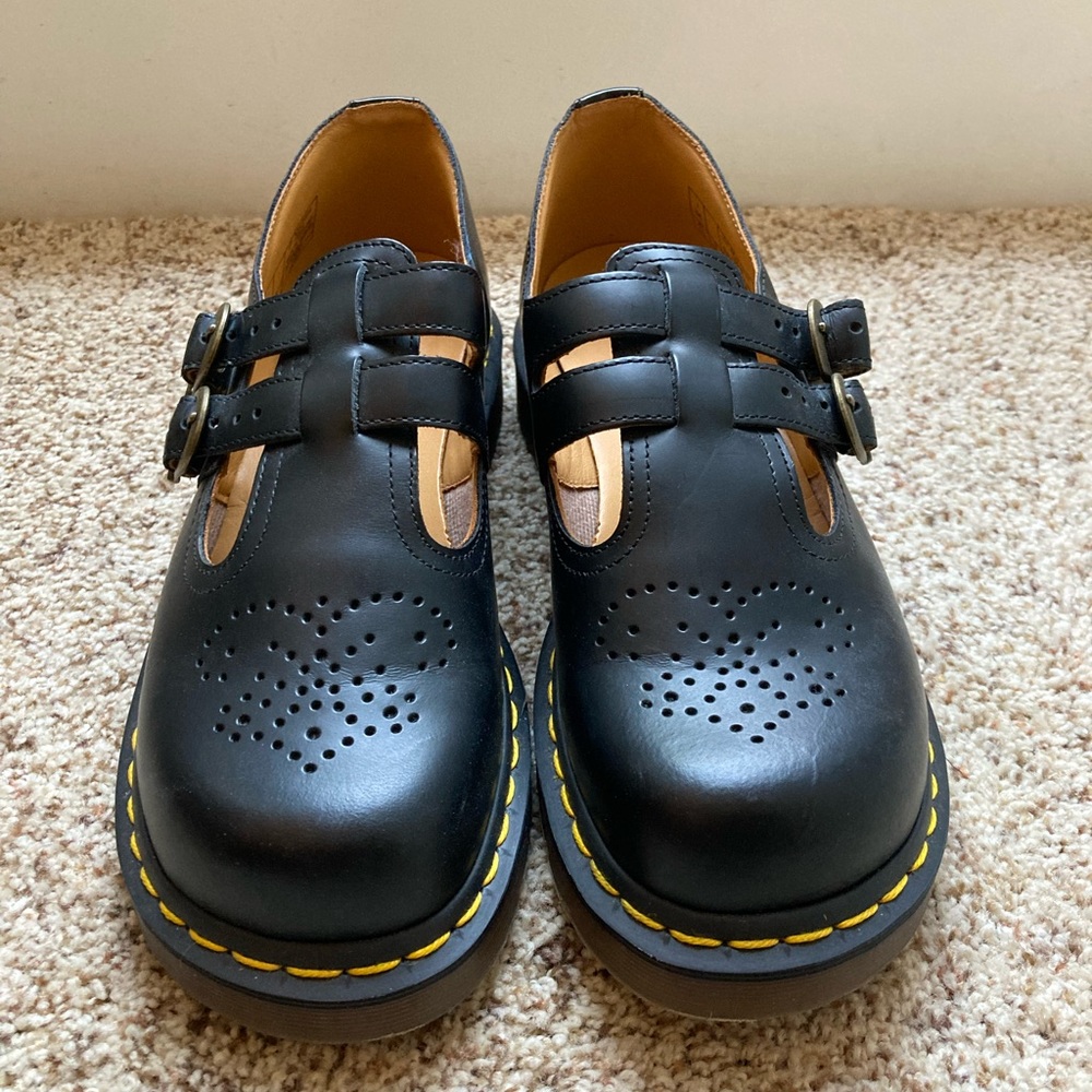 NWOT Vintage Doc Martens - women’s size 9